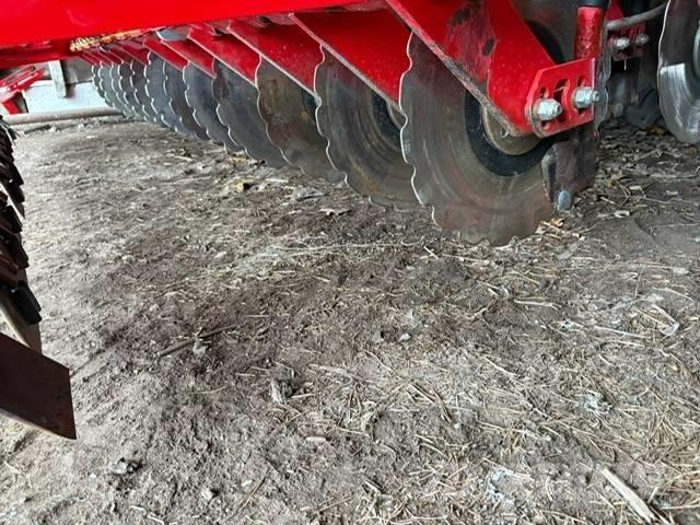 Väderstad Rapid300C Drillmaschinen