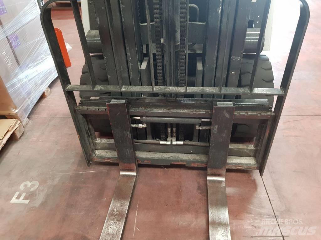 Unicarriers 1Q2L25Q Elektro Stapler