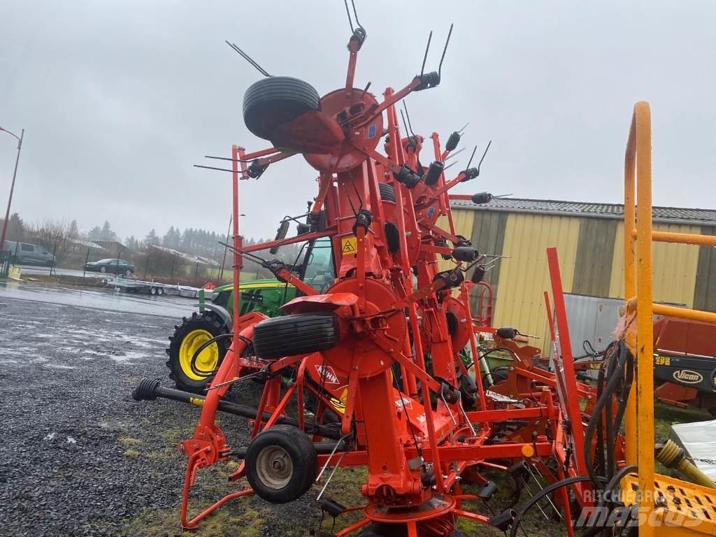 Kuhn GF8702 Kreiselheuer/-wender