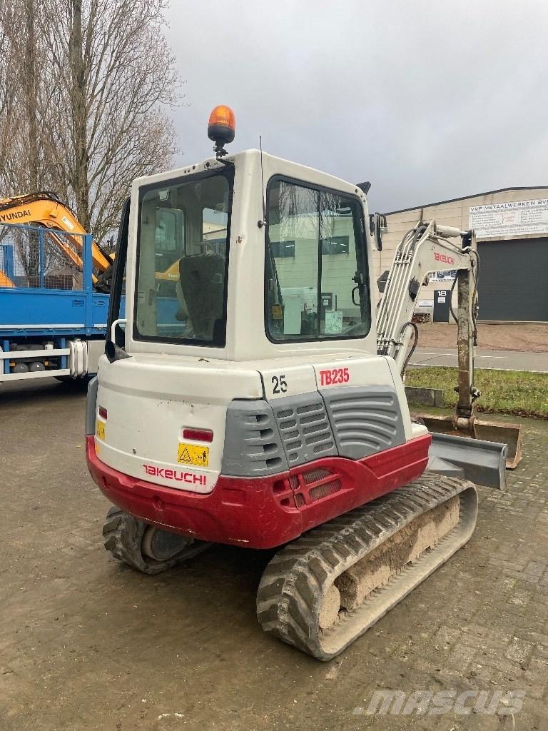 Takeuchi TB 235 Minibagger < 7t
