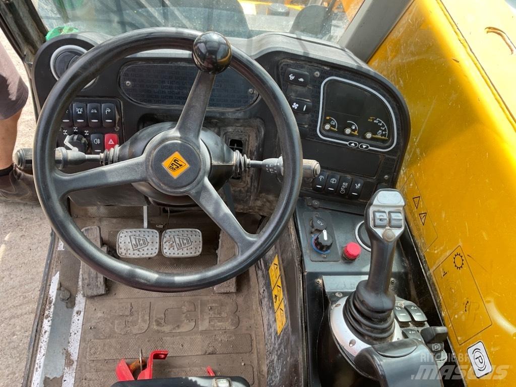 JCB 525-60 AGRI PLUS Teleskoplader für Landwirtschaft