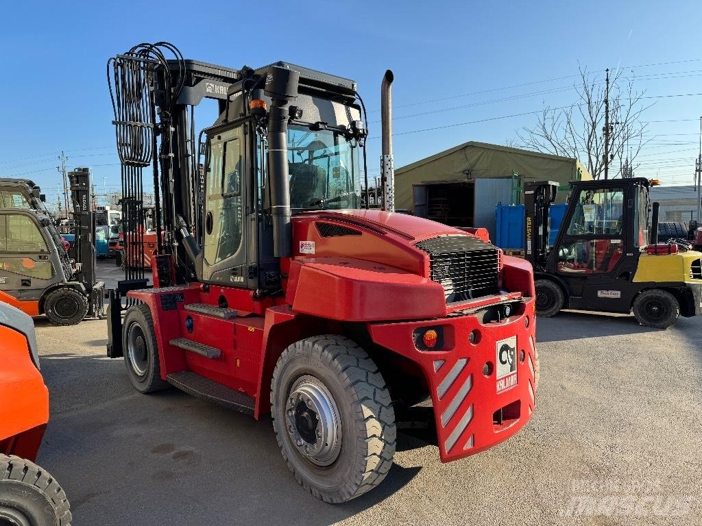 Kalmar DCG120-6 Diesel Stapler