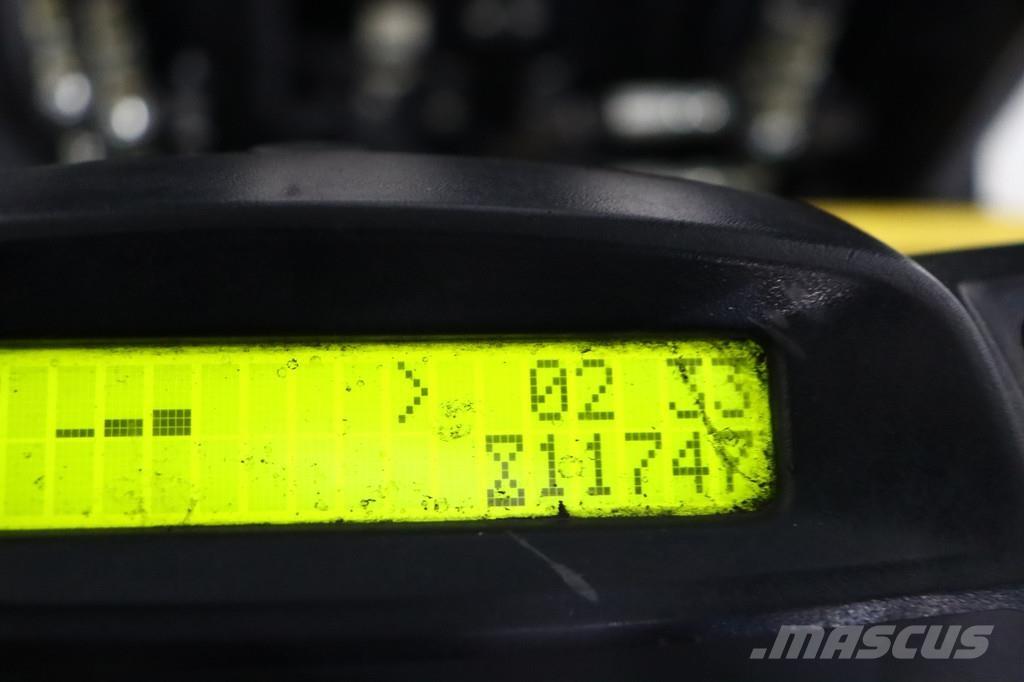 Hyster S3.0FT Gas Stapler