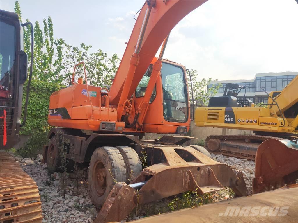 Doosan DH210W-7 Mobilbagger