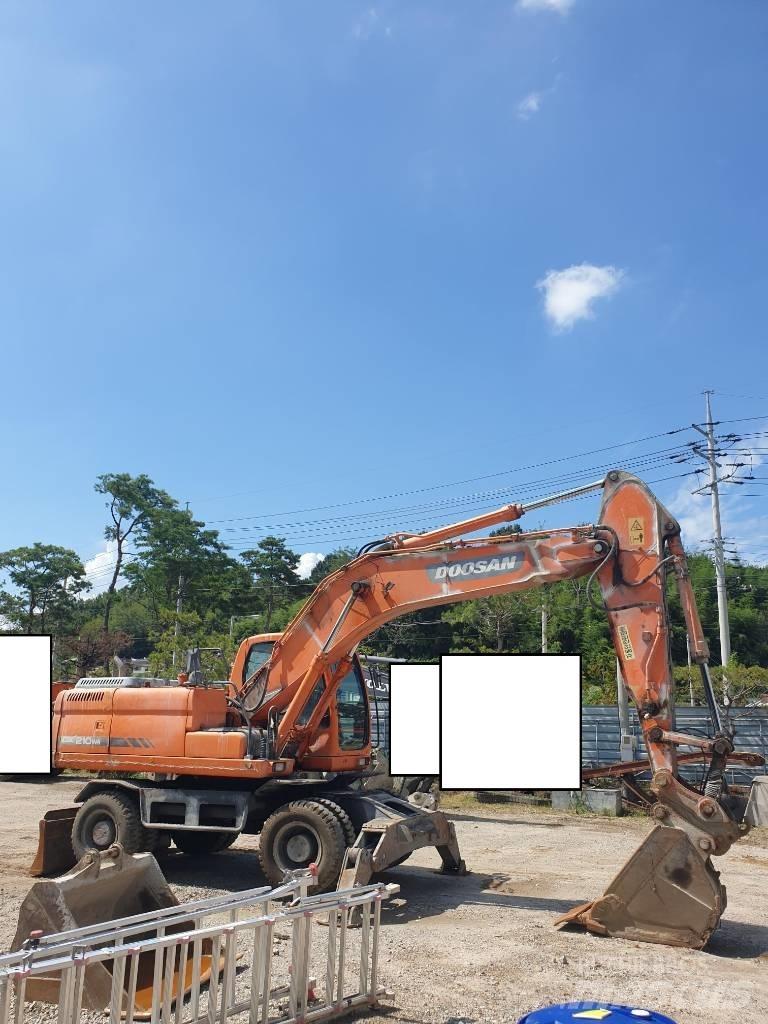 Doosan DX210WA Mobilbagger