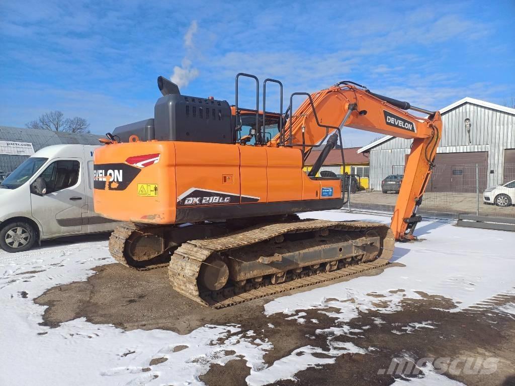 Develon DX 210 LC-7 Raupenbagger