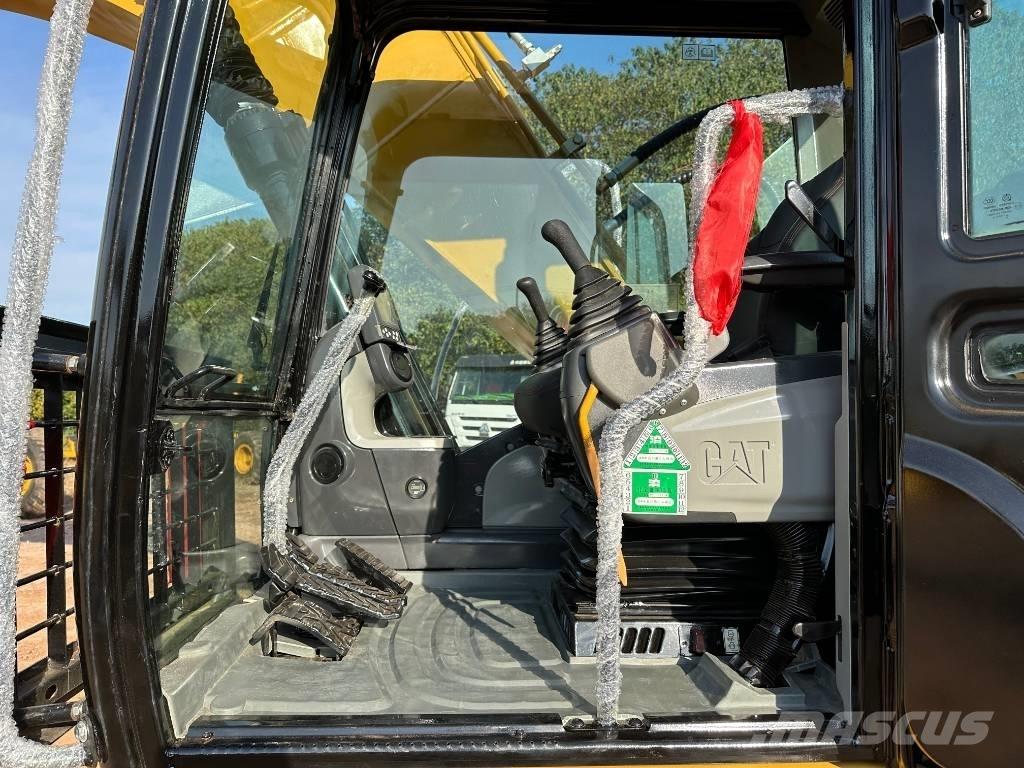 CAT 320 D L Raupenbagger