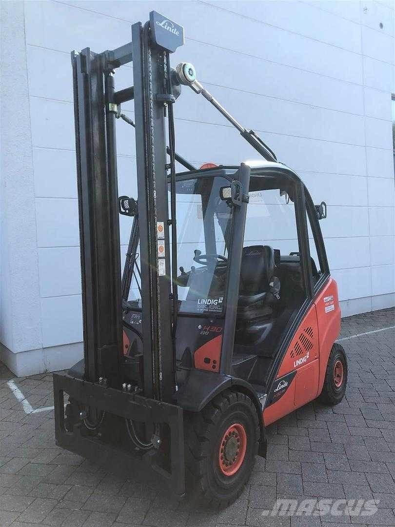 Linde H30T Gas Stapler