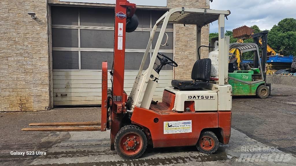Nissan Datsun TV135 Gas Stapler