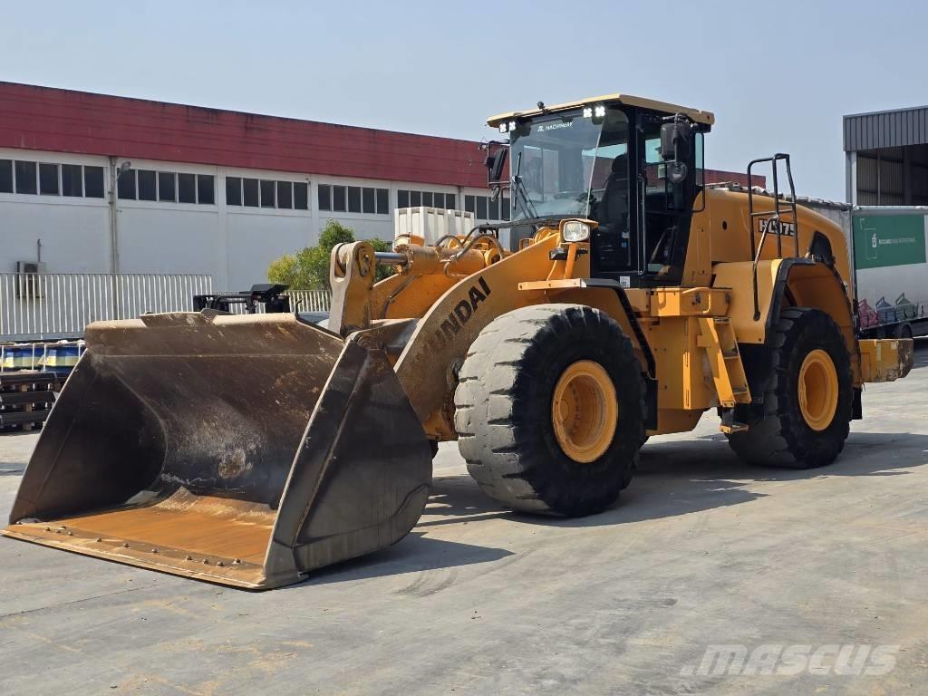 Hyundai HL 975 Radlader