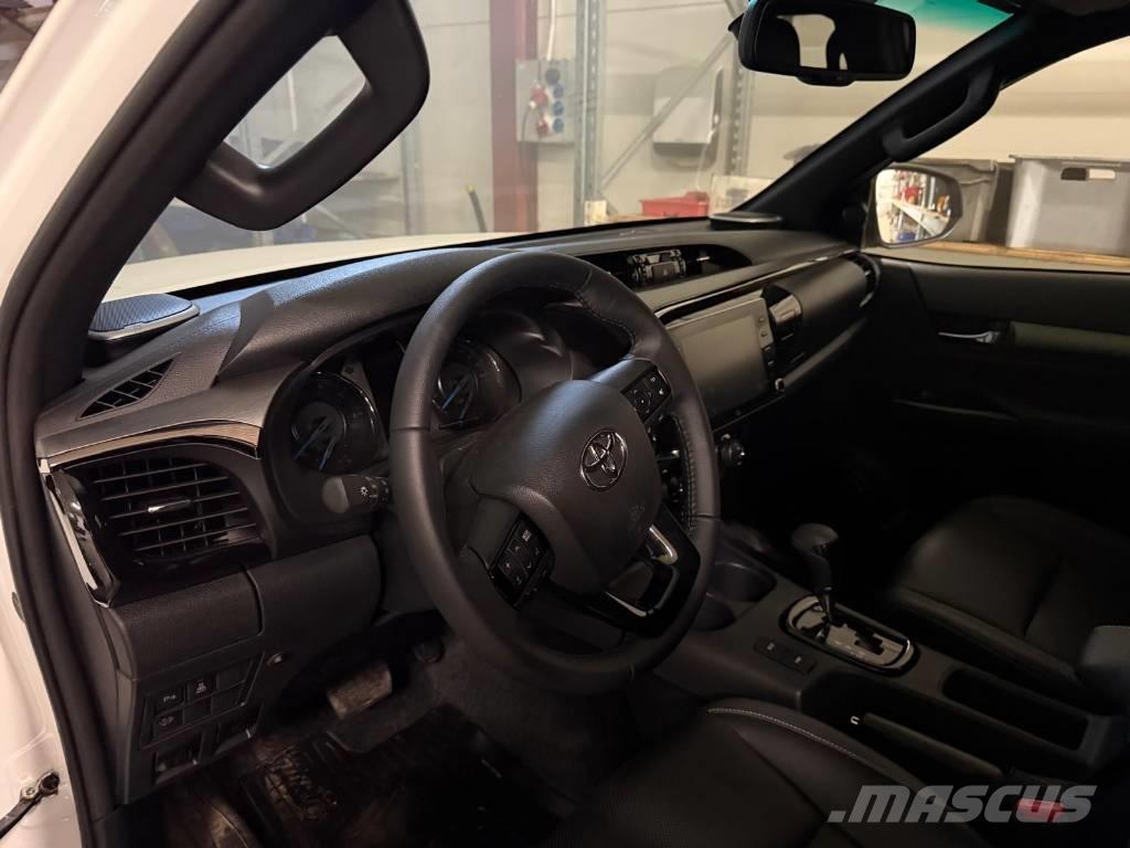 Toyota Hilux 2.8D Lieferwagen