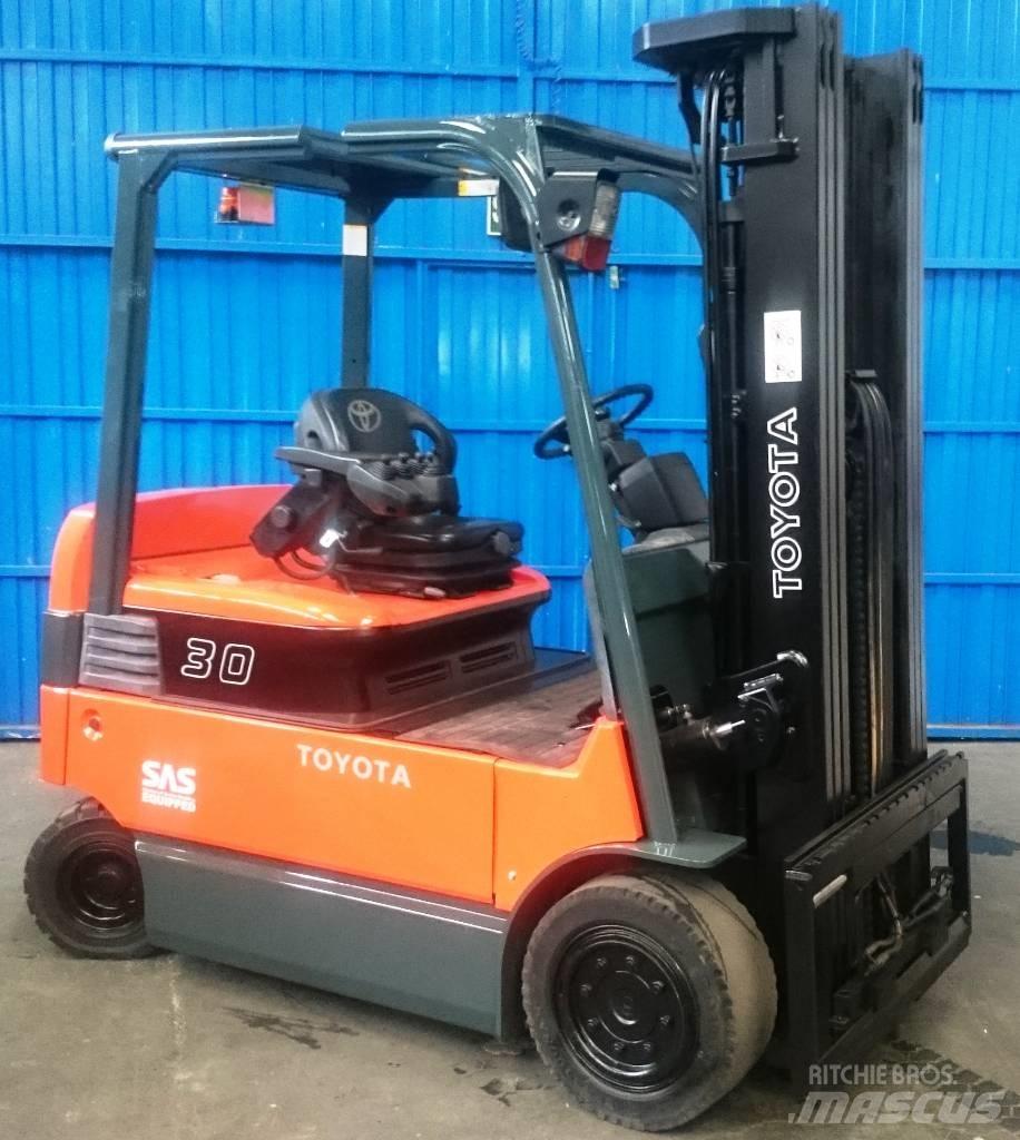 Toyota 7 FBMF 30 Elektro Stapler