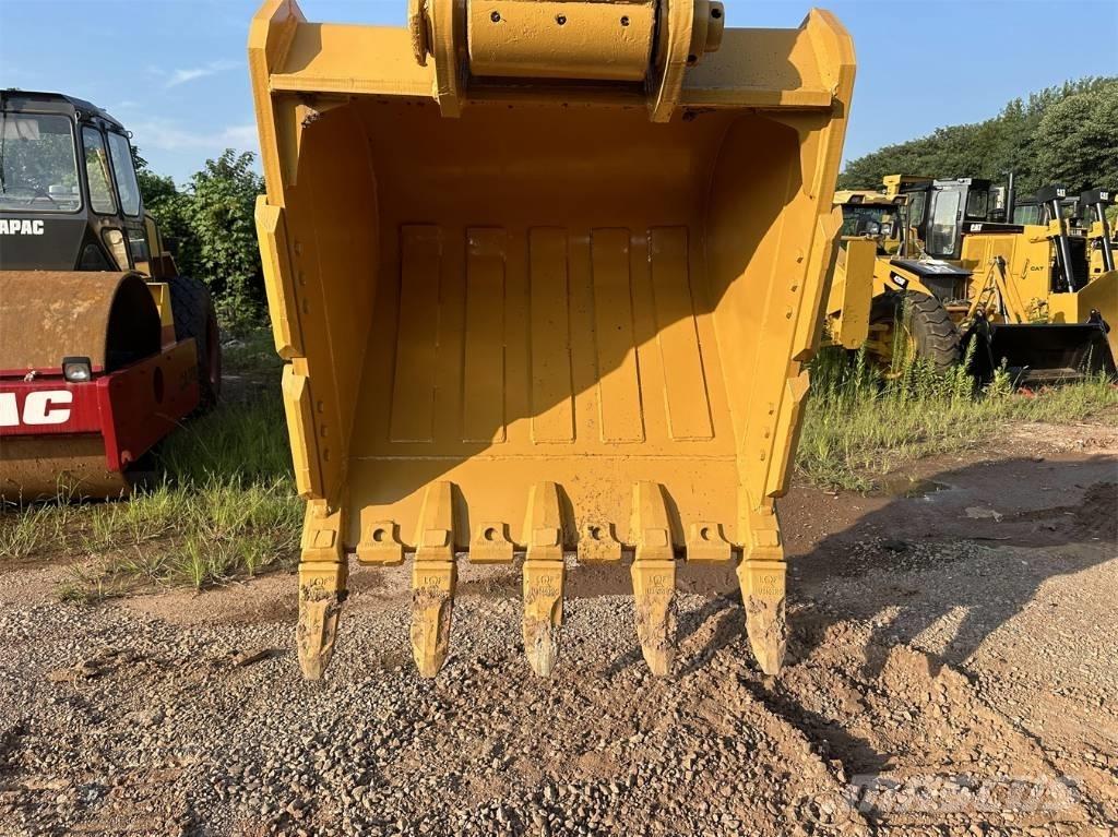 CAT 330 D Raupenbagger