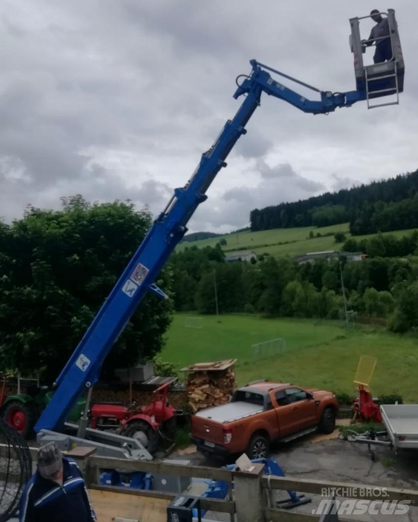 Teupen Leo 30 T Teleskopbühnen