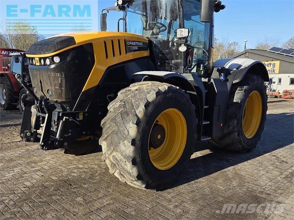 JCB fastrac 8330 Traktoren