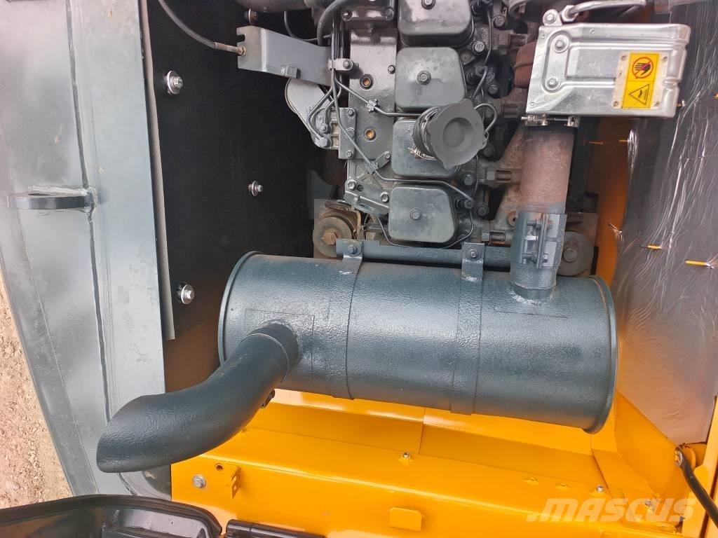 Hyundai 220LC-9S Raupenbagger