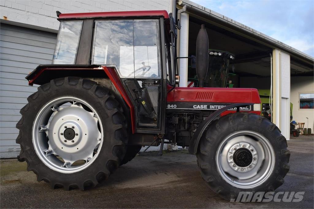 Case IH 840 A/S Traktoren