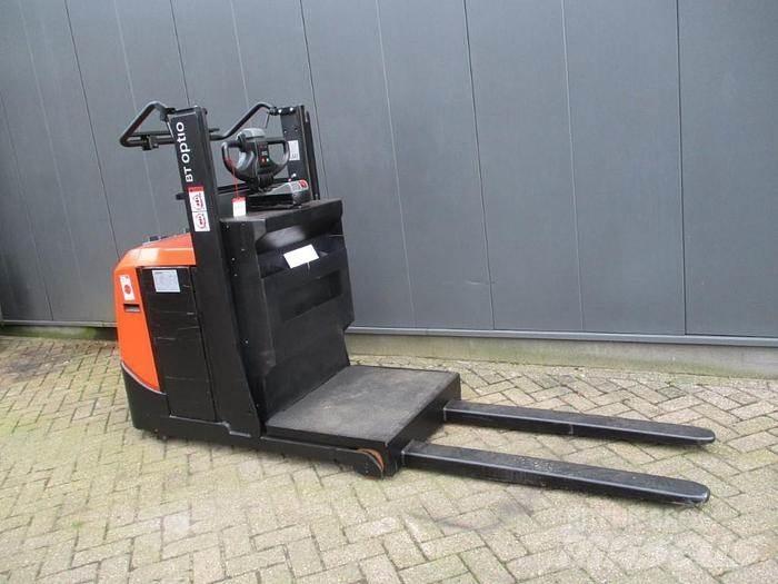 Toyota OSE 100W Niederhub-Kommissionierer