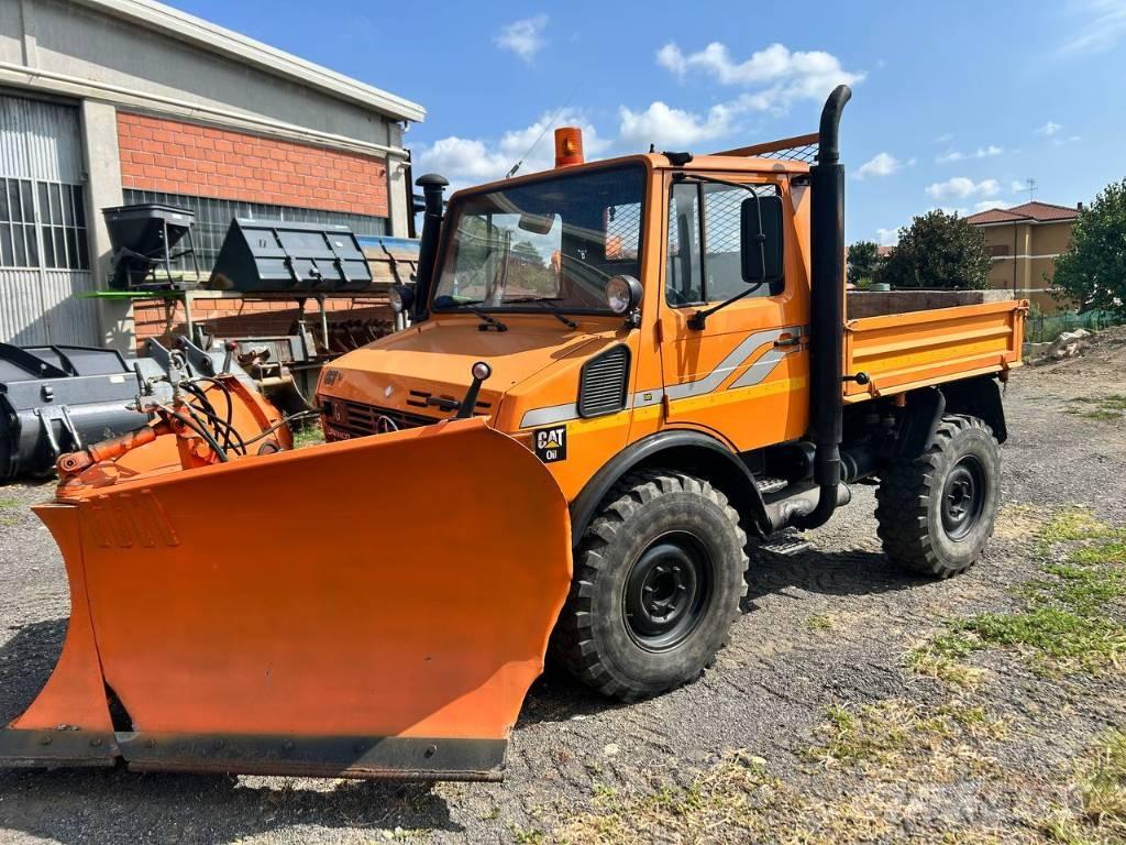 Mercedes-Benz unimog Kastenaufbau