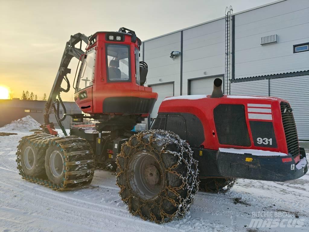 Komatsu 931 Harvester