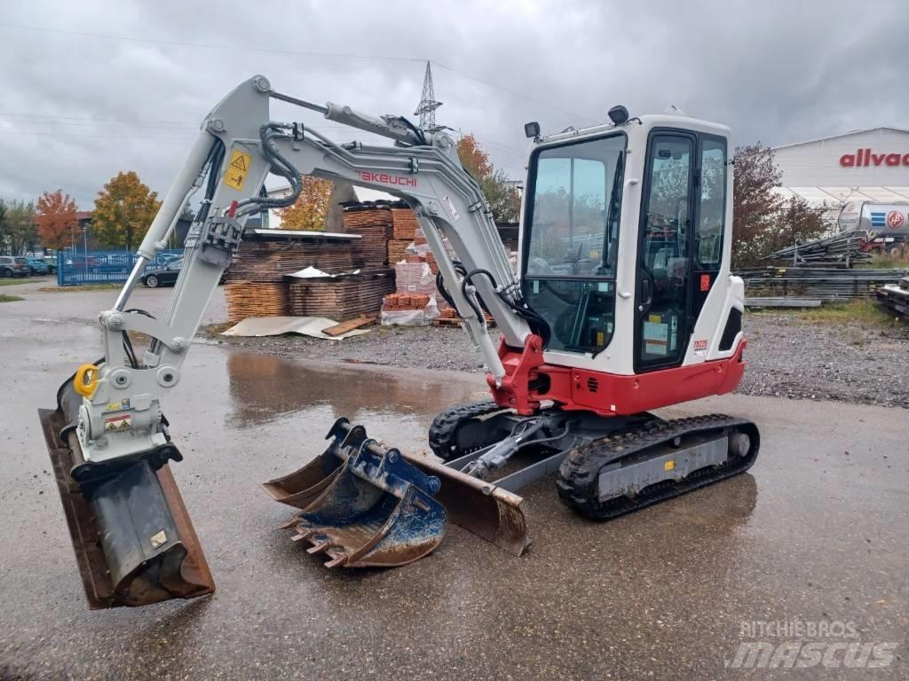 Takeuchi TB 225 Minibagger < 7t