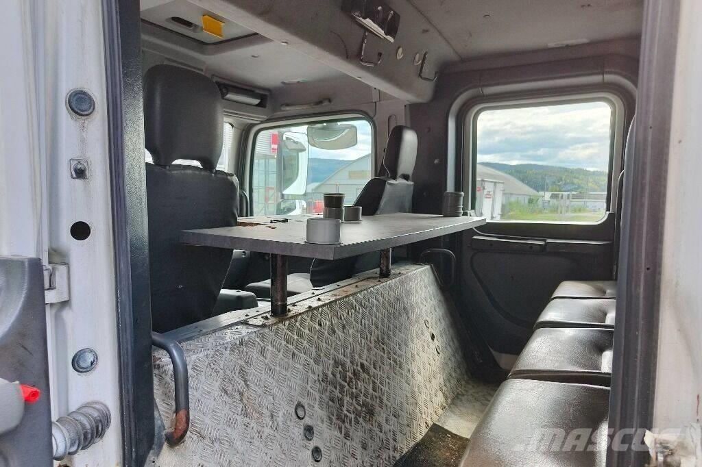 Mercedes-Benz 1018 Kastenaufbau