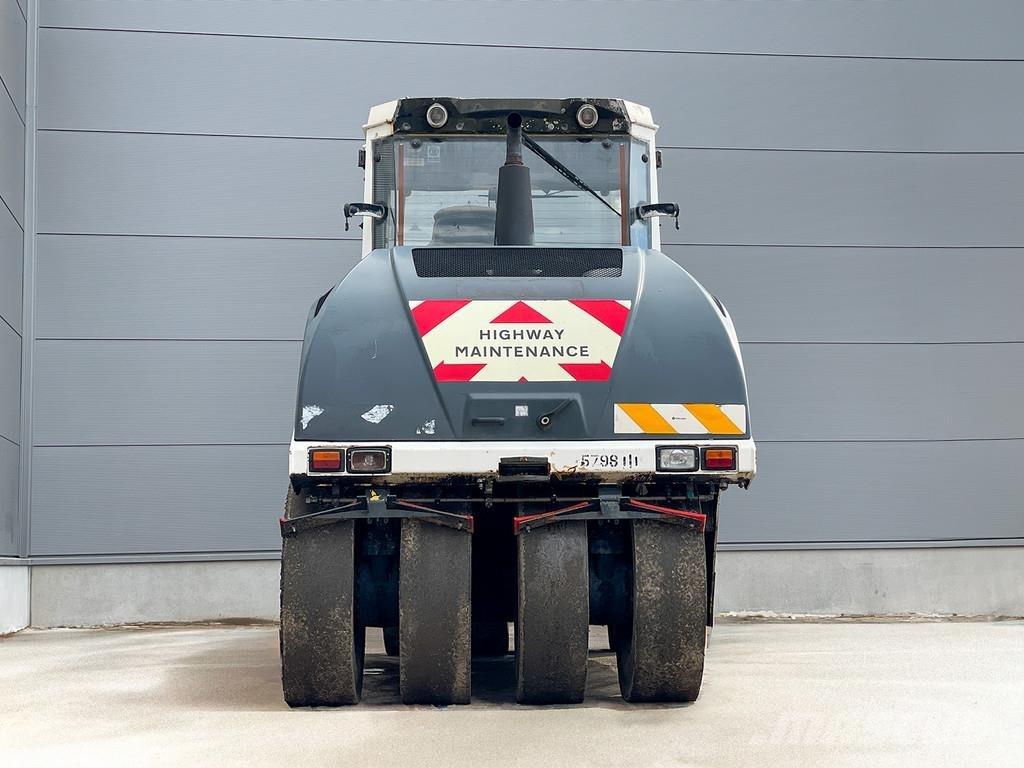 Bomag BW 24 RH Gummiradwalzen