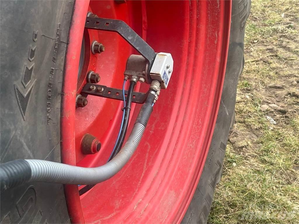 Fendt 724 Vario Traktoren