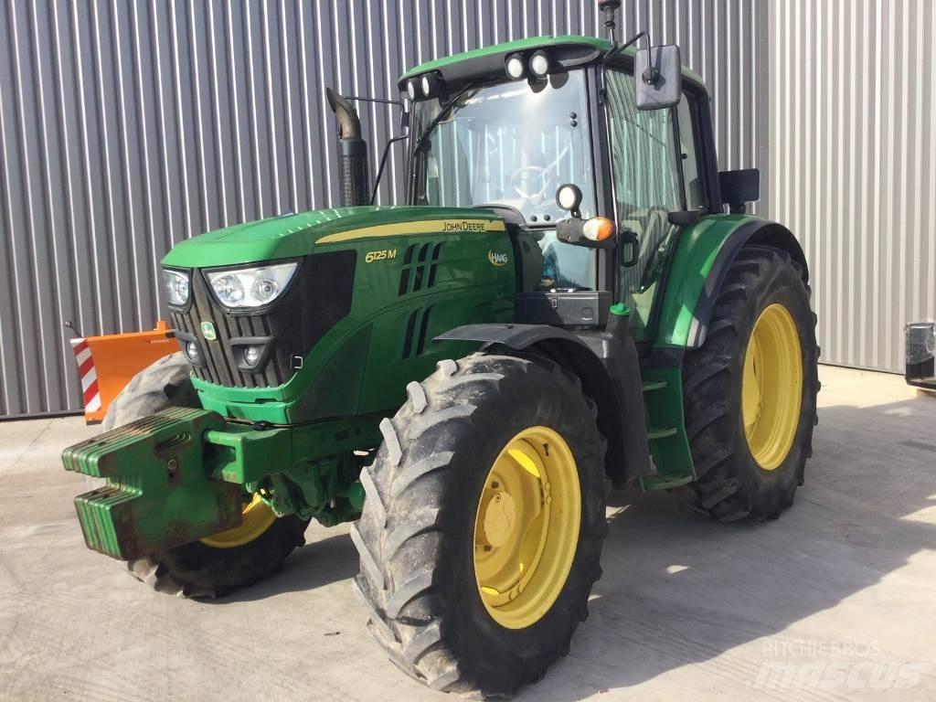 John Deere 6125M Traktoren