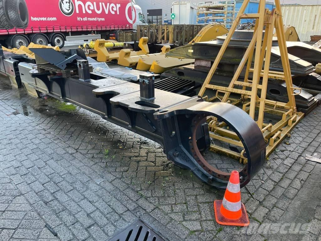 CAT 390 F L Chassis