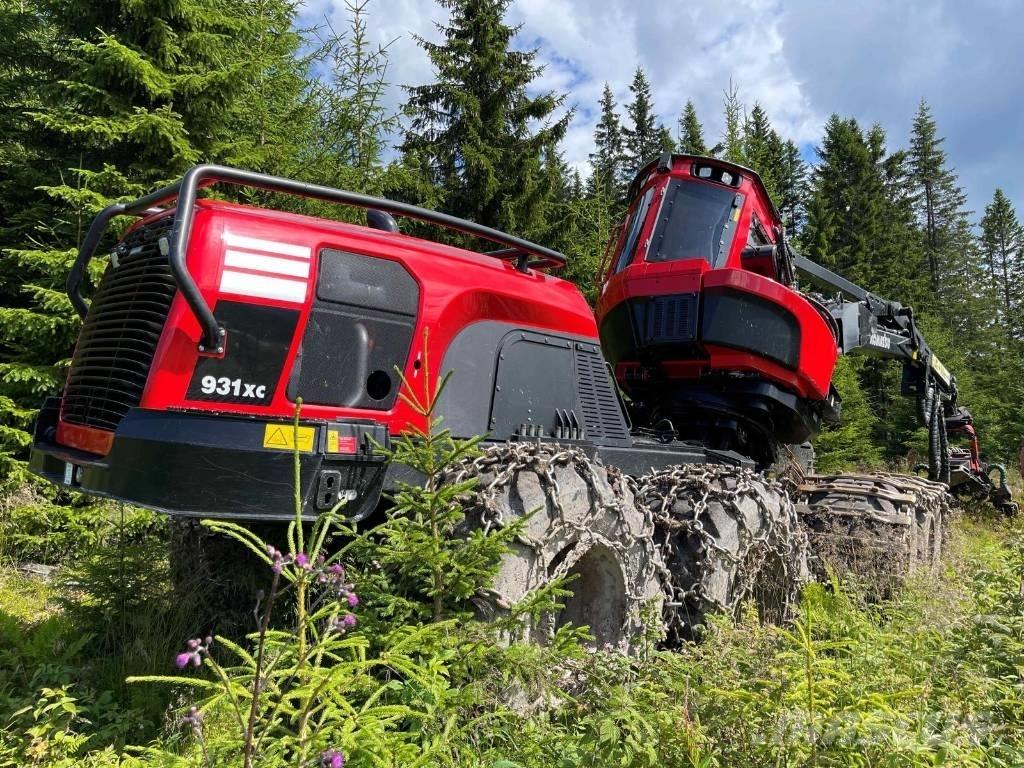 Komatsu 931 XC Harvester