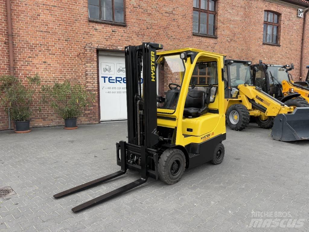 Hyster H 1.8 FT Gas Stapler
