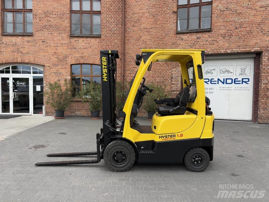 Hyster H 1.8 FT Gas Stapler