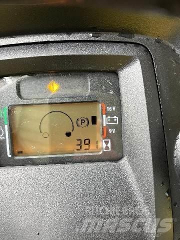 John Deere X590 Reitermäher