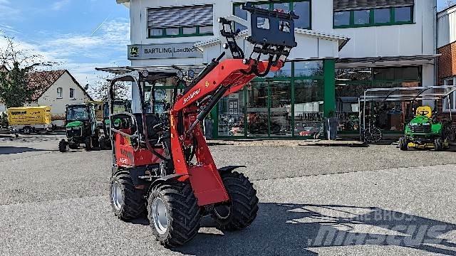 Schäffer 2628 Teleskoplader für Landwirtschaft