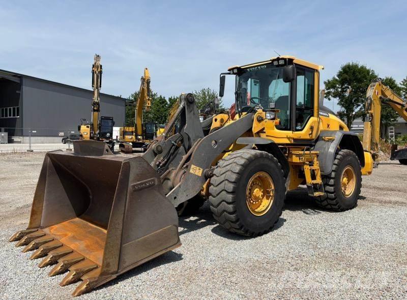 Volvo L90H Radlader