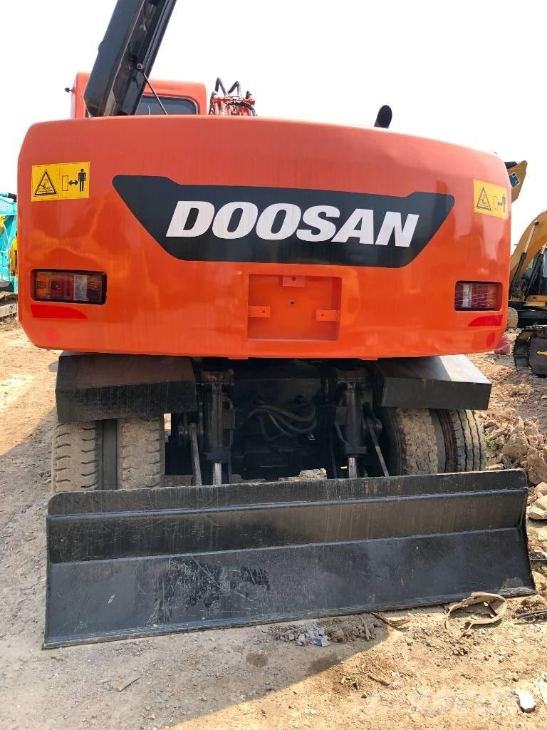 Doosan DX150W Mobilbagger