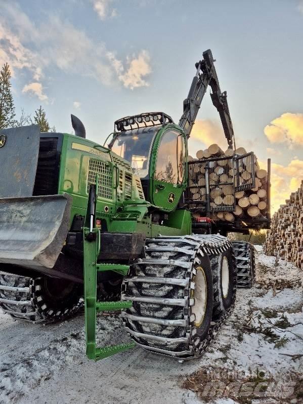 John Deere 1910G Forwarder