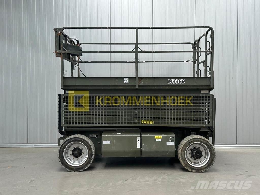 JLG M 3369 Scheren-Arbeitsbühnen