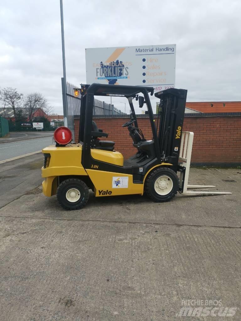 Yale GLP30 N Gas Stapler