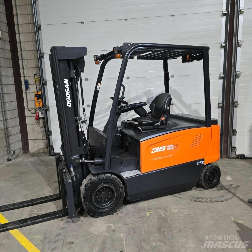 Doosan B 35 X-7 Elektro Stapler