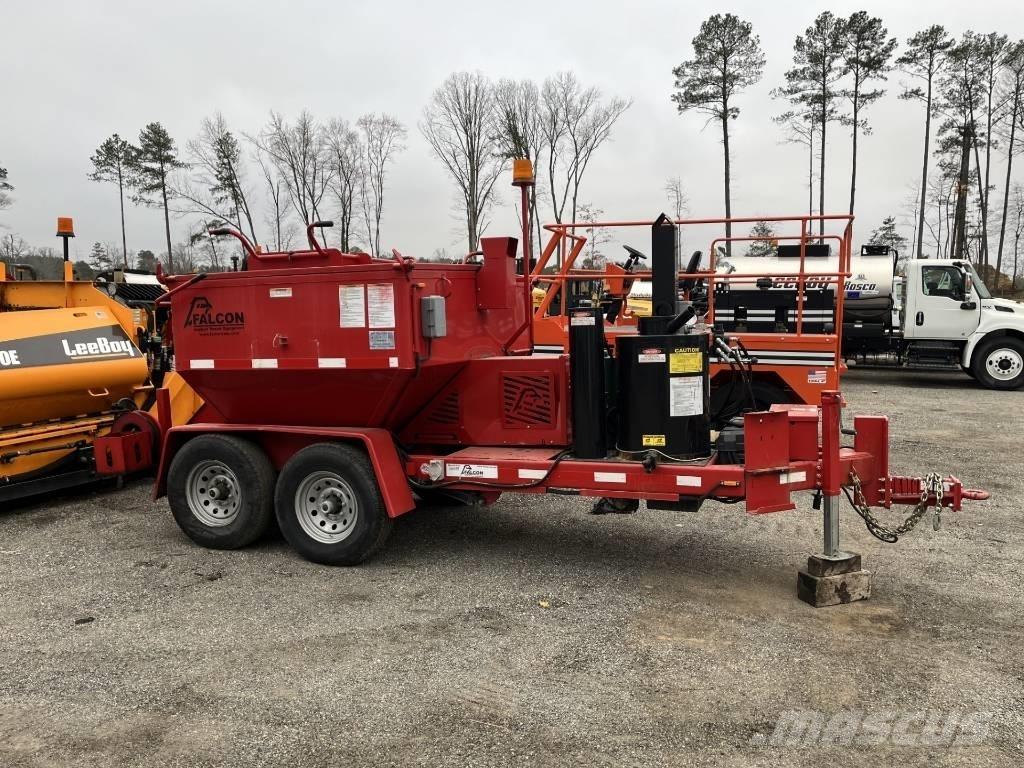 Falcon 4 Ton Hot Box Bitumen Sprayer