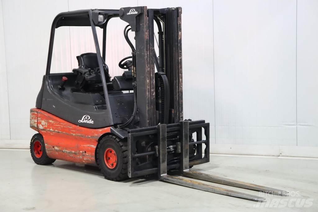 Linde E30-02 Elektro Stapler