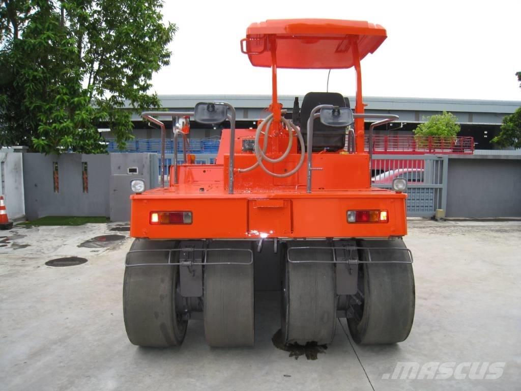 Sakai TZ 701 Gummiradwalzen
