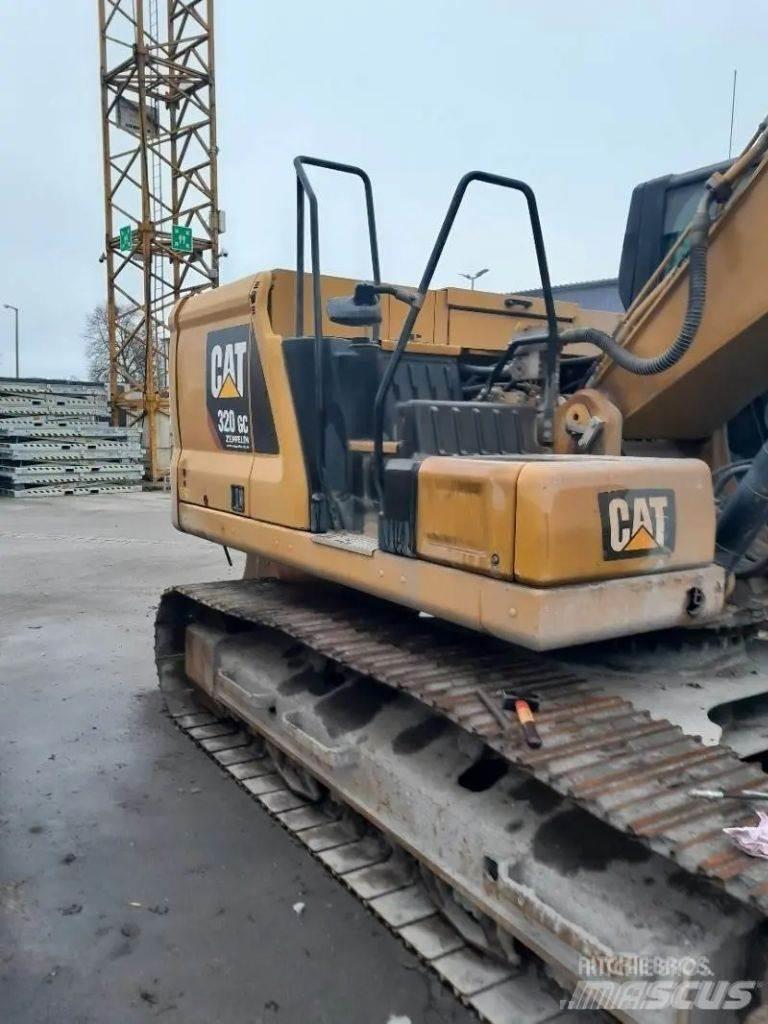 CAT 320 Raupenbagger
