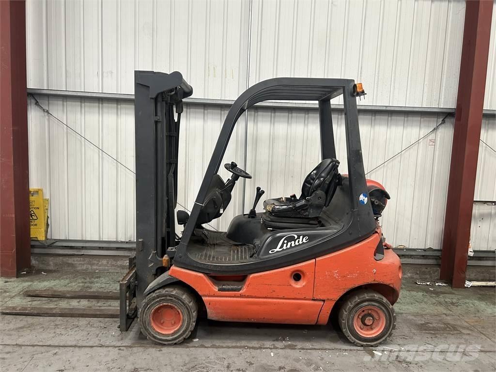Linde H20T-03 Gas Stapler