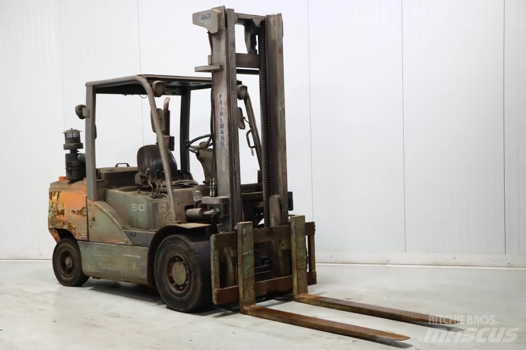 Doosan D50C-7 Diesel Stapler