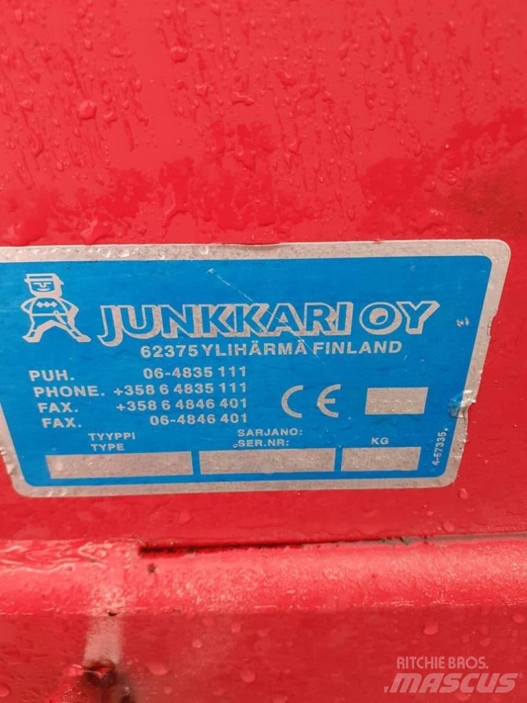 Junkkari NM 320 Mähwerke
