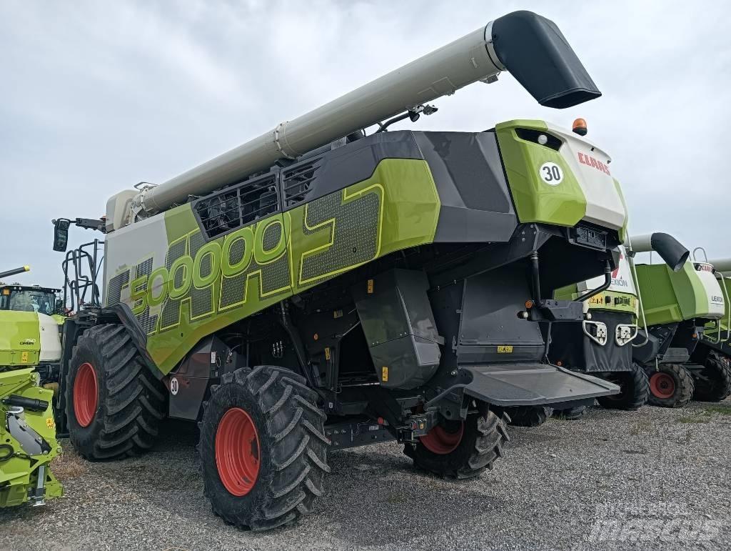 CLAAS TRION 750 Mähdrescher