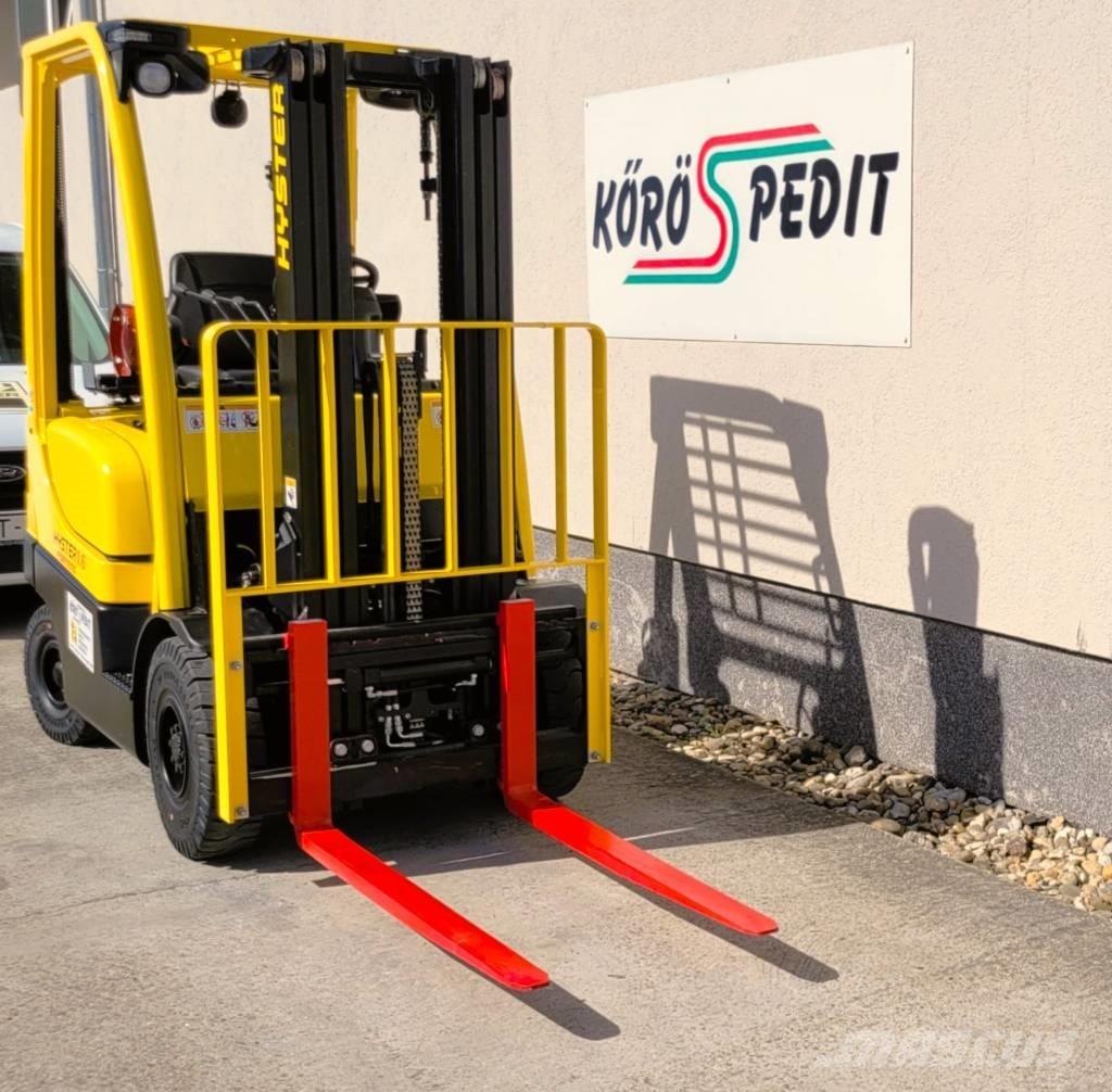 Hyster H 1.6 FT Gas Stapler